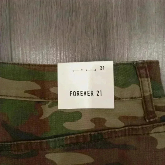 Forever 21  skirt - Picture 3 of 4